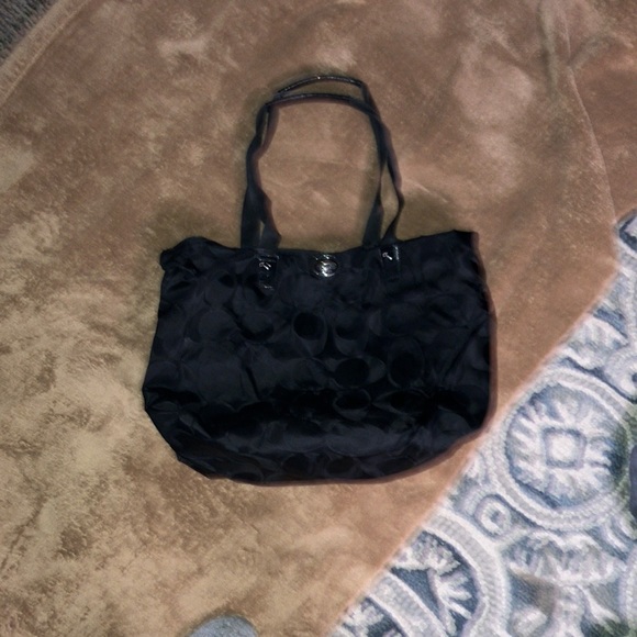 COPY - Coach oversized nylon black bag - Picture 2 of 5